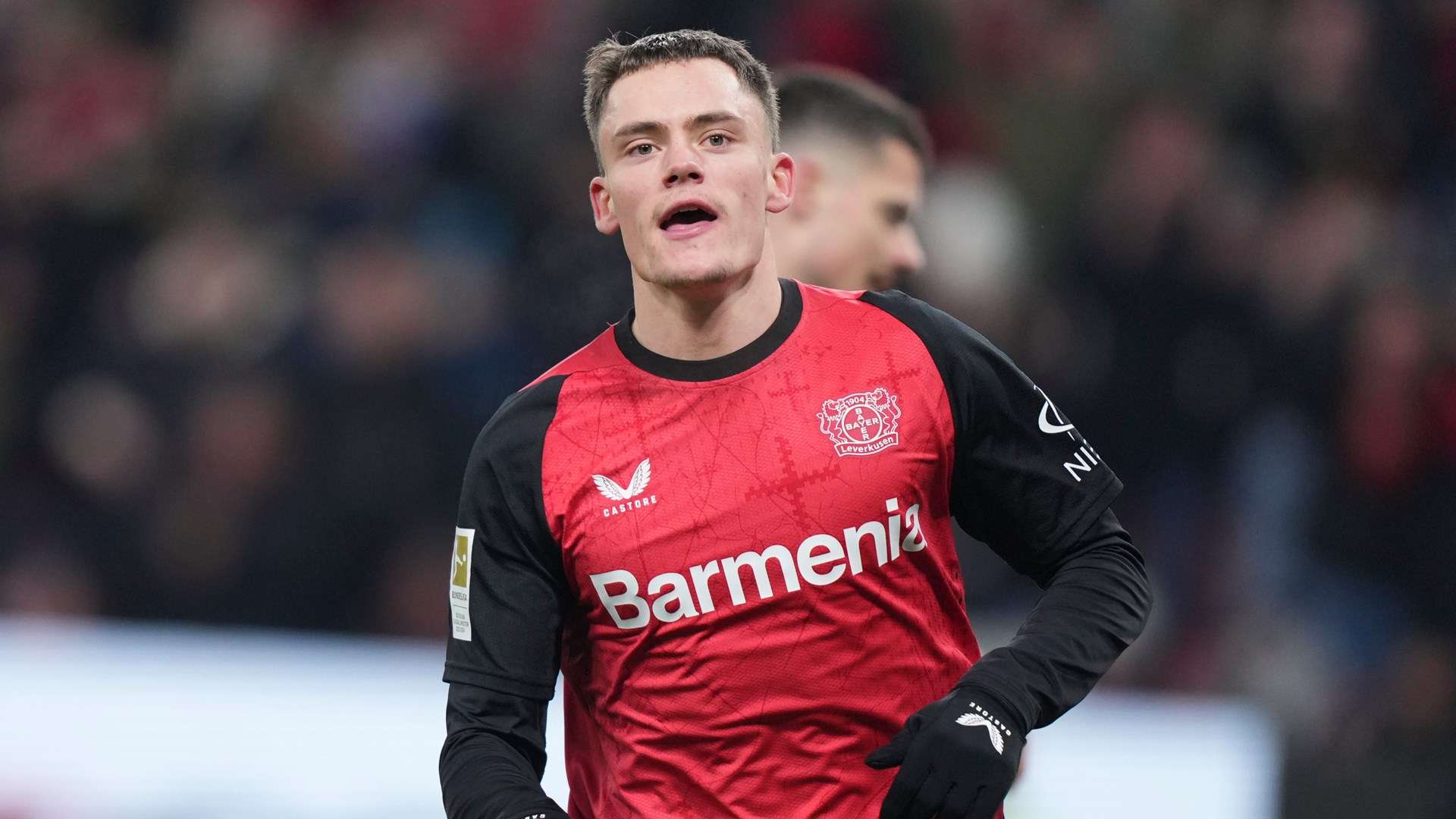 相比之下 相比之下